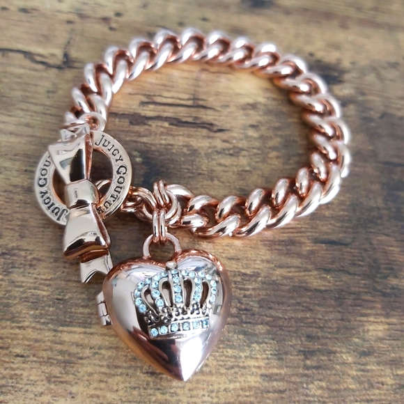 New Juicy Couture Rose gold tone hear locket charm bracelet
